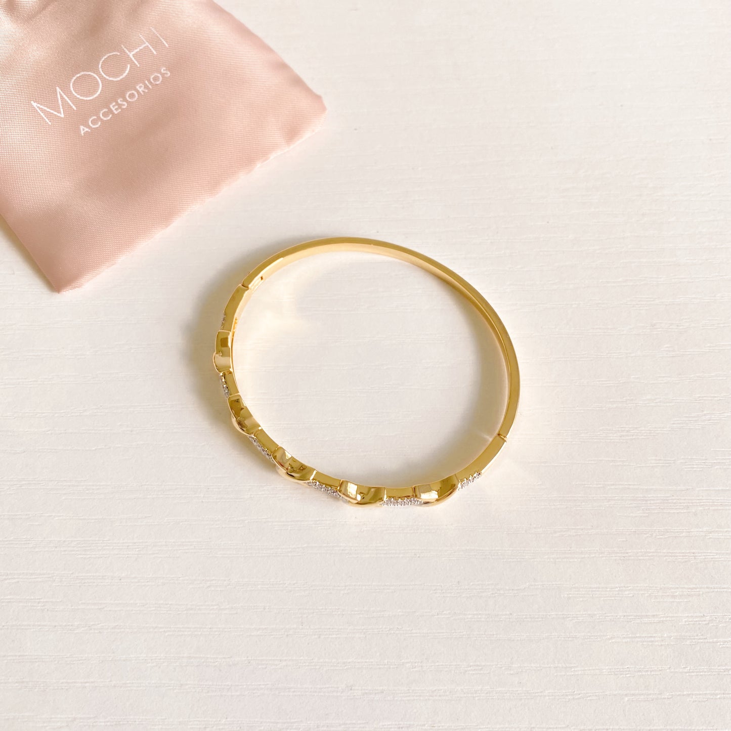 XOXO bangle