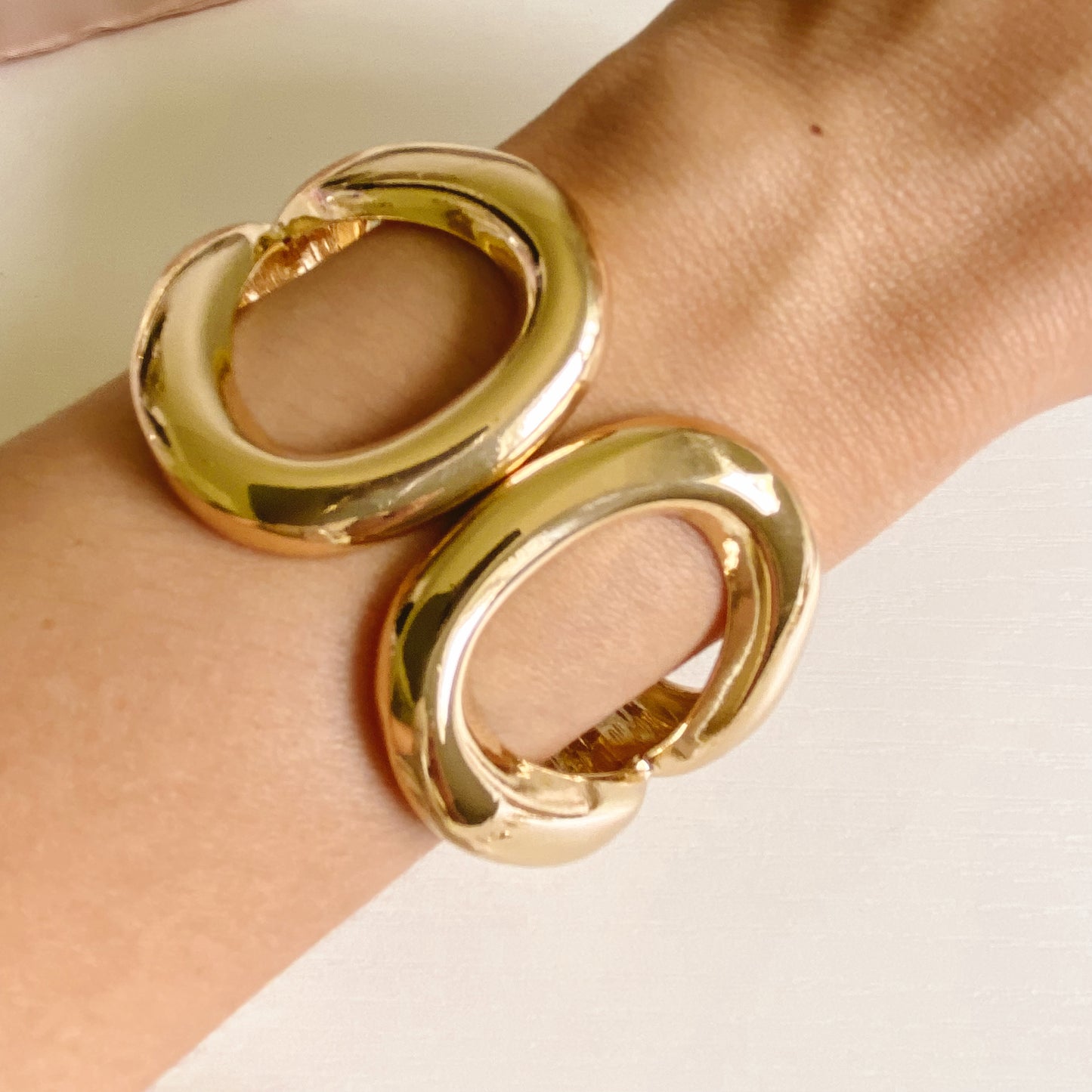 Knot Cuff