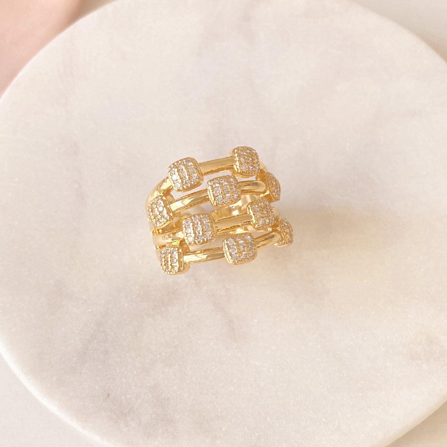 Golden luxe