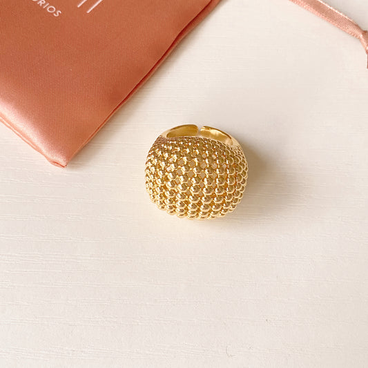 Bold ring