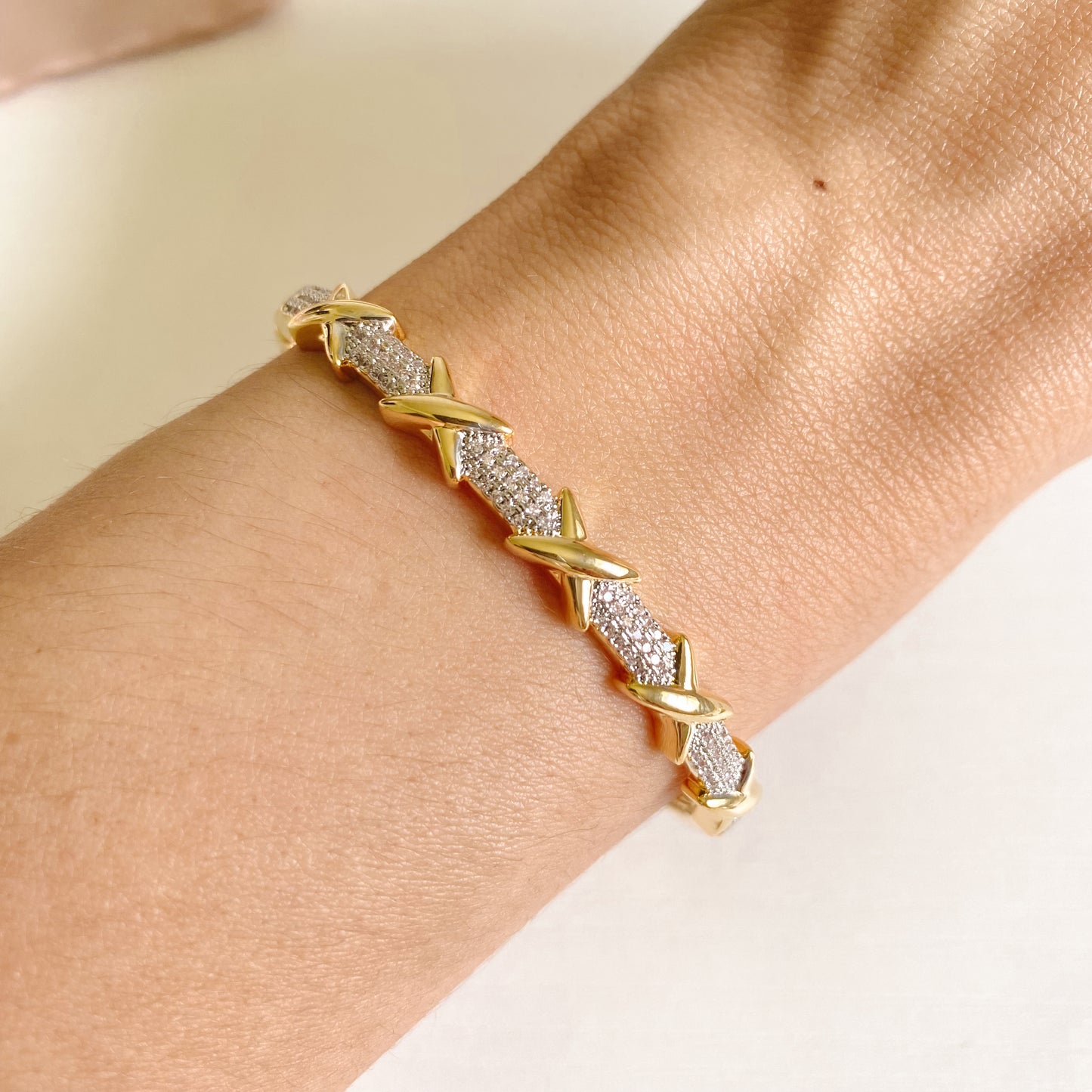 XOXO bangle