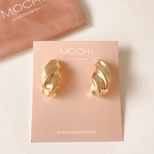 Chunky Croissant Studs